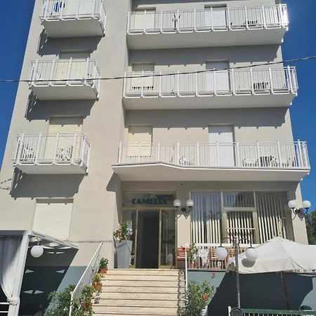 Hotel Camelia Rímini Exterior foto